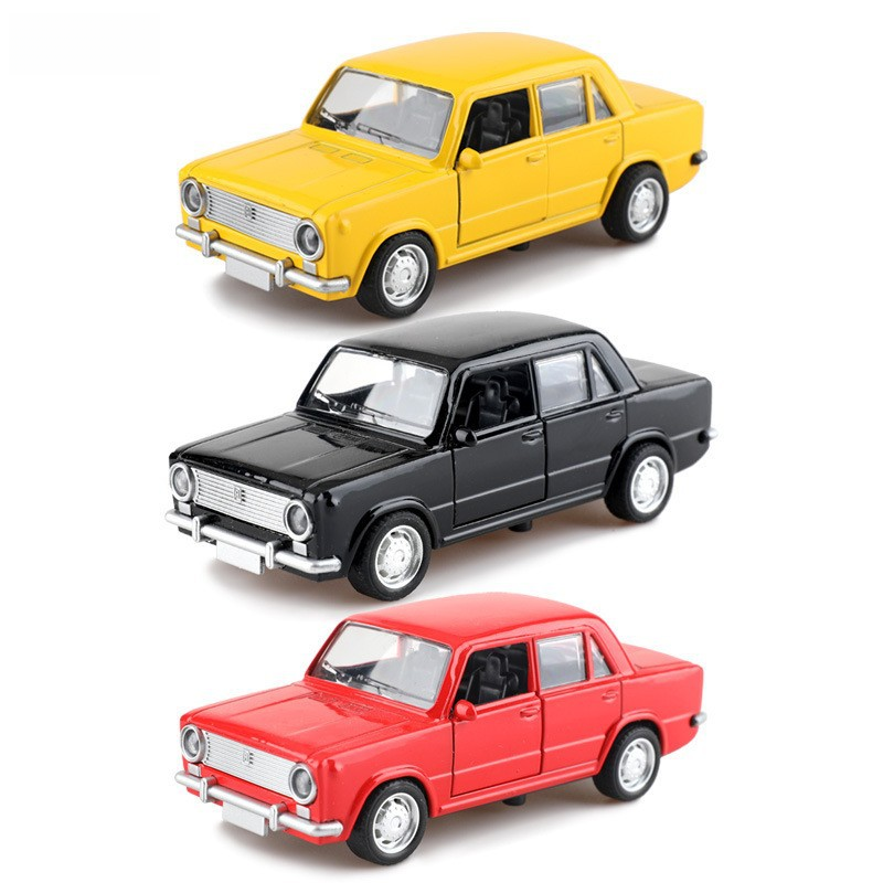 132 スケールモデルカートヨタカローラスポーツエディション 2008 イエローダイキャストメタルおもちゃの車 Jada Toys|undefined