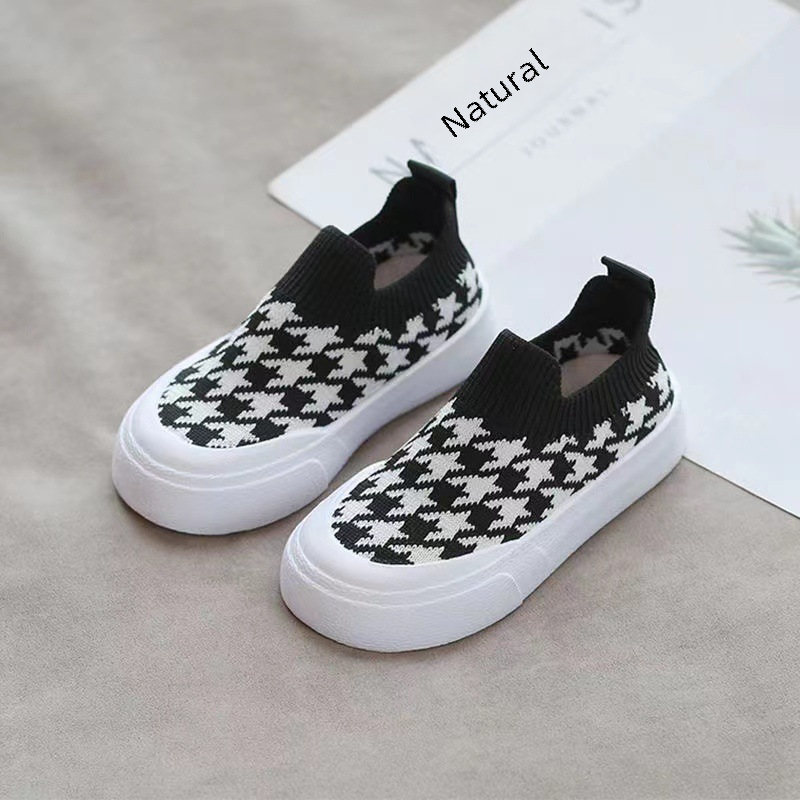 2022 Early Autumn New Children's Shoes Wholesale One-Piece Slip-ons Trendy Versatile Breathable Children's Feiwei Korean Version One Piece Dropshipping