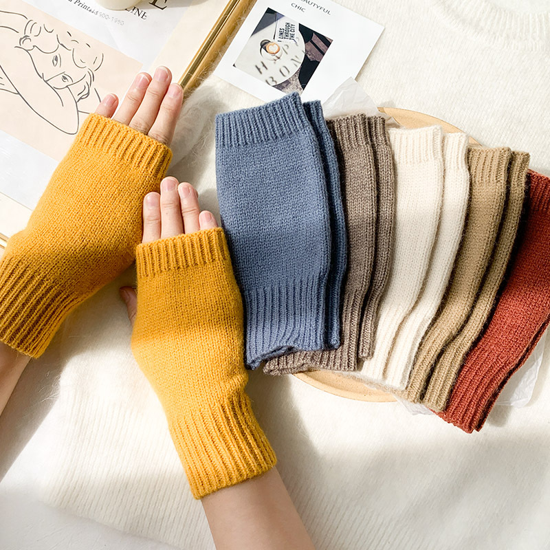 Knit half-length gloves for women, winter finger-revealing cute half-finger gloves for students writing, Korean-style warm wool gloves, wholesale