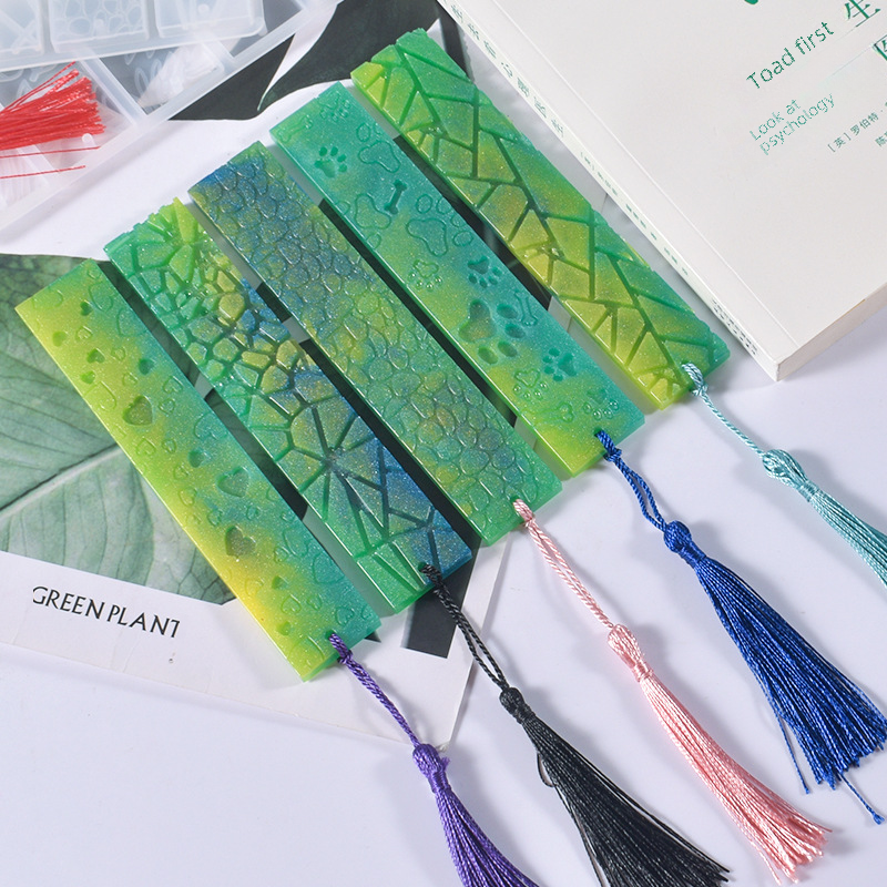七鮮妙diy水晶滴膠書籤模具樹葉貓爪愛心花朵長方整版書籤硅膠模